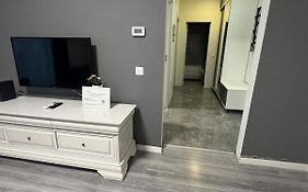 White HOME in Exigent Plaza Romania faza 4